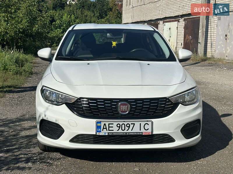 Fiat Tipo 2016 Fiat Tipo 2016