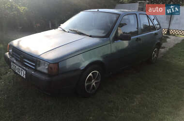 Хэтчбек Fiat Tipo 1991 в Шумске
