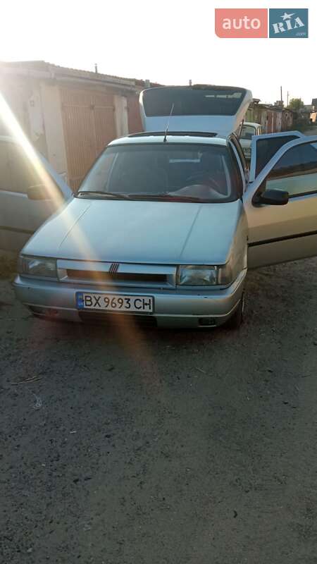 Хэтчбек Fiat Tipo 1993 в 
