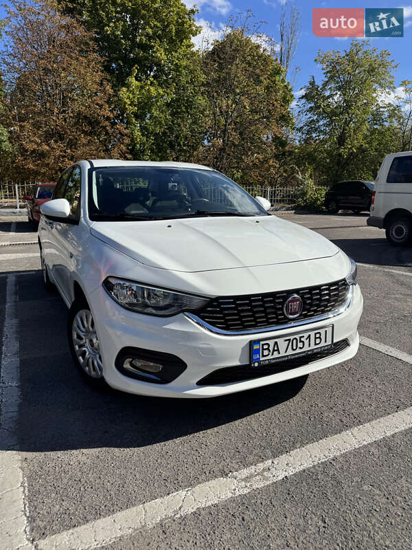 Седан Fiat Tipo 2016 в 