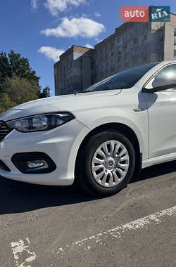 Седан Fiat Tipo 2016 в 
