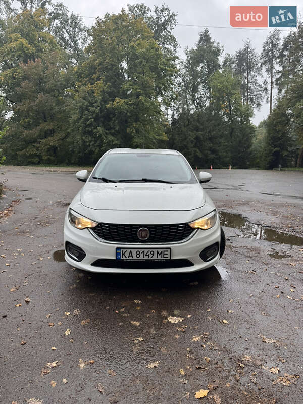 Седан Fiat Tipo 2016 в Киеве