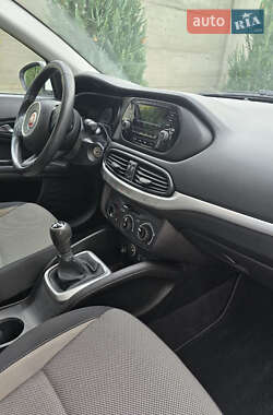 Седан Fiat Tipo 2017 в 