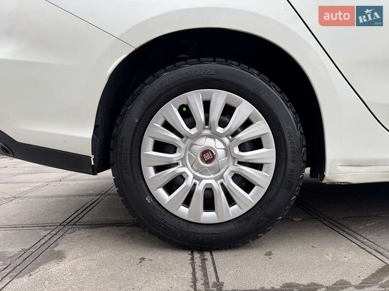 Седан Fiat Tipo 2020 в Смеле