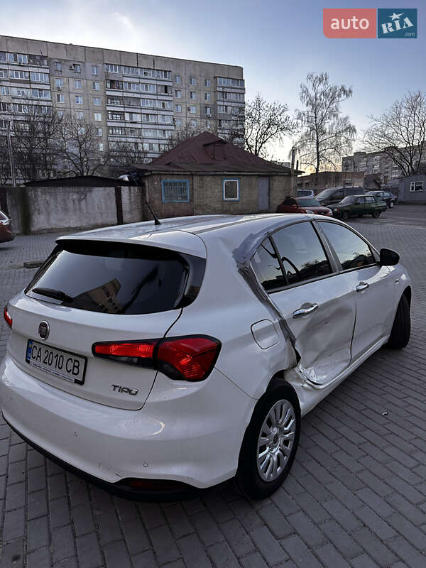 Хетчбек Fiat Tipo 2017 в Черкасах