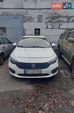 Седан Fiat Tipo 2018 в Киеве