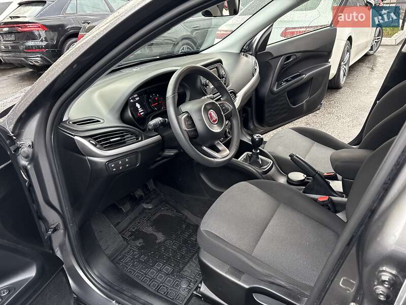 Хэтчбек Fiat Tipo 2020 в Киеве
