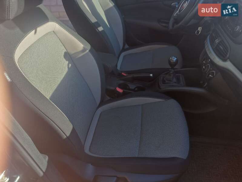 Седан Fiat Tipo 2018 в Кривом Роге