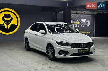 Седан Fiat Tipo 2018 в Черновцах