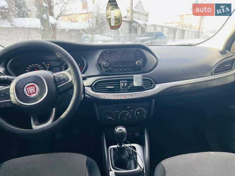 Седан Fiat Tipo 2019 в Киеве