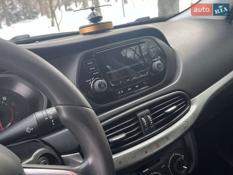Седан Fiat Tipo 2019 в Киеве фото 24 Седан Fiat Tipo 2019 в Киеве