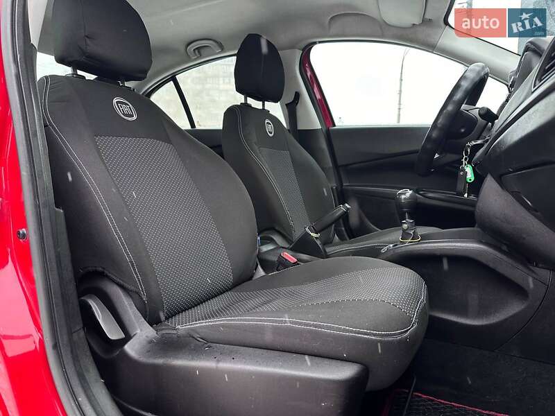 Седан Fiat Tipo 2019 в Киеве