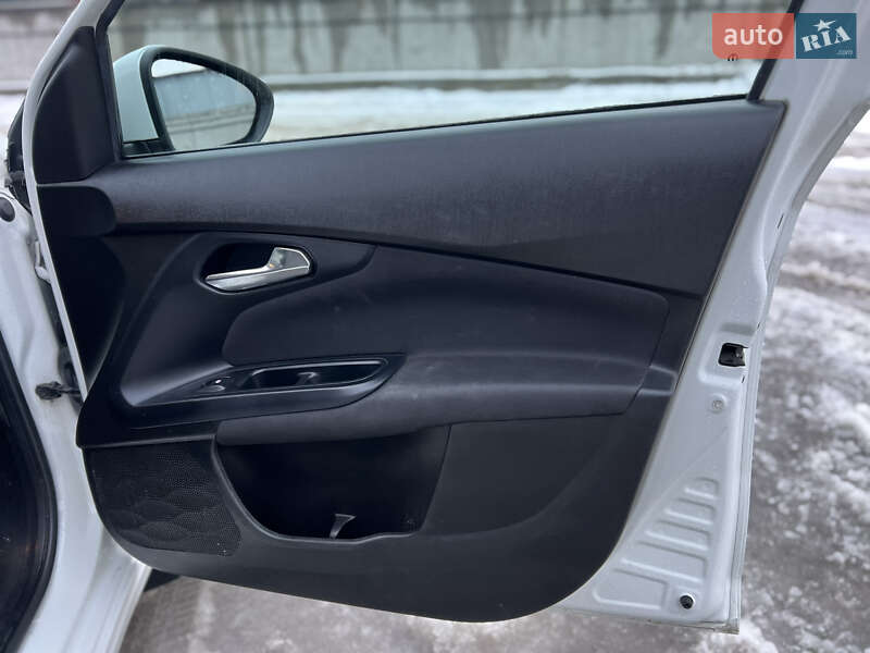 Седан Fiat Tipo 2018 в Киеве фото 30 Седан Fiat Tipo 2018 в Киеве