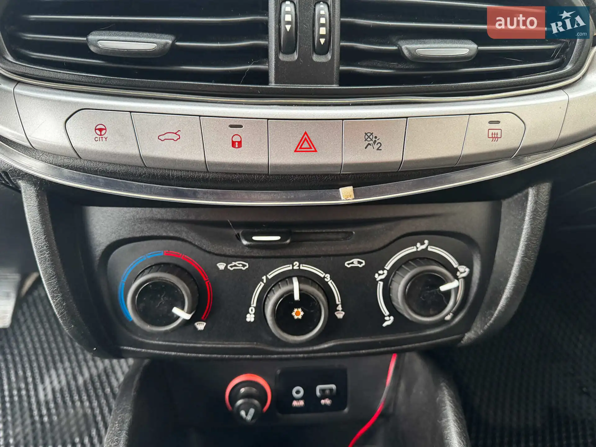 2018 Fiat Tipo - мініатюра 18