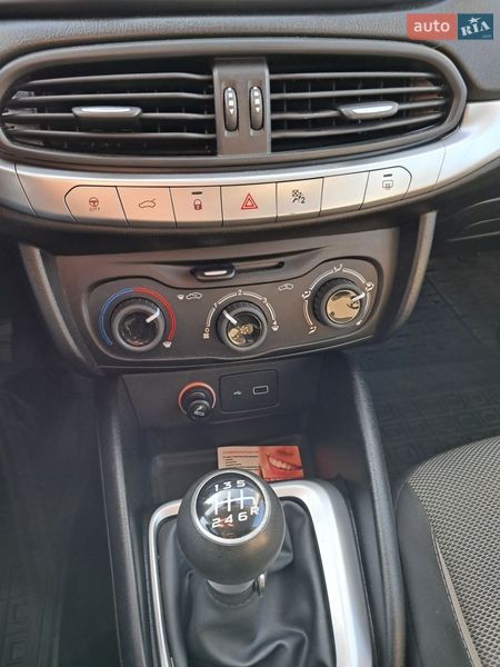 Седан Fiat Tipo 2018 в Львове