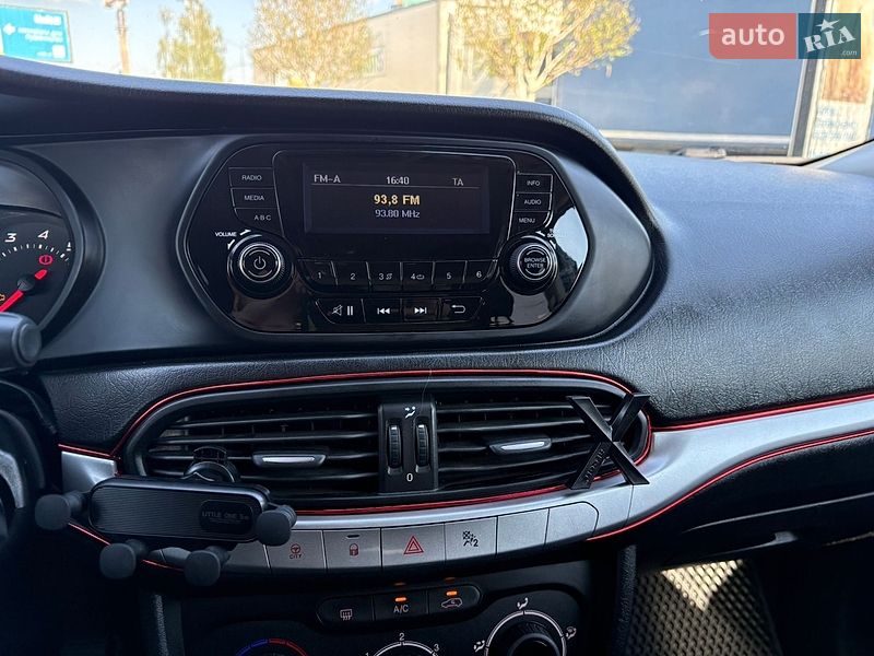 Хэтчбек Fiat Tipo 2017 в Киеве