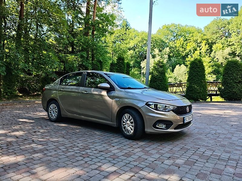 Седан Fiat Tipo 2019 в Дрогобичі