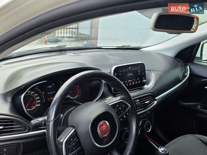 Хэтчбек Fiat Tipo 2016 в Бориславе