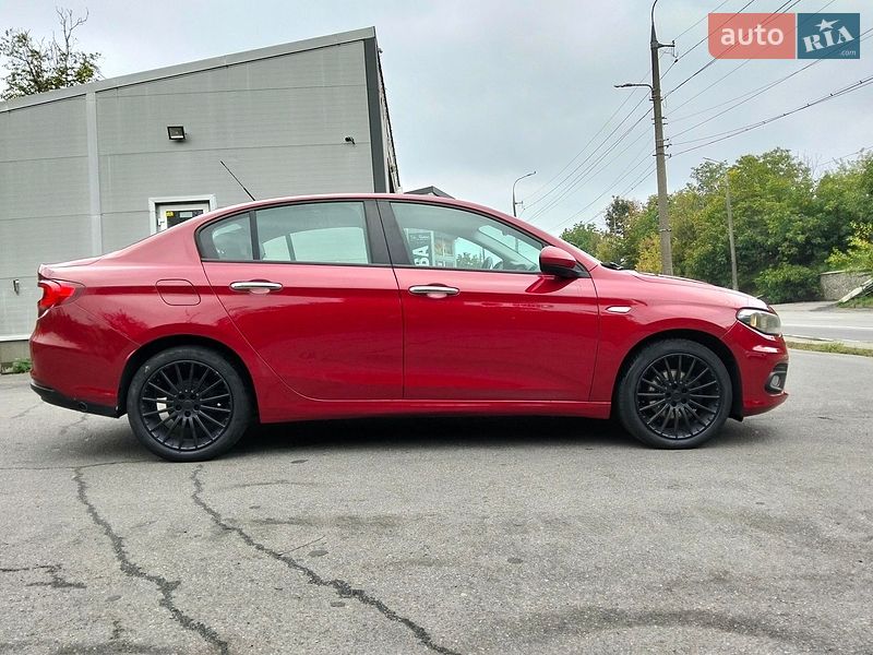 Седан Fiat Tipo 2020 в Виннице