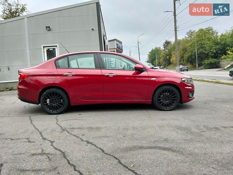 Седан Fiat Tipo 2020 в Виннице