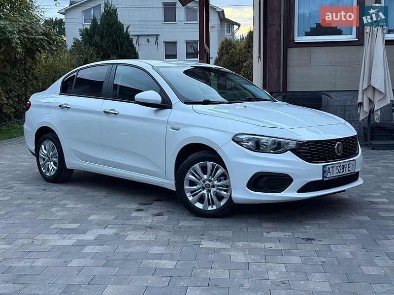 Седан Fiat Tipo 2018 в Калуше