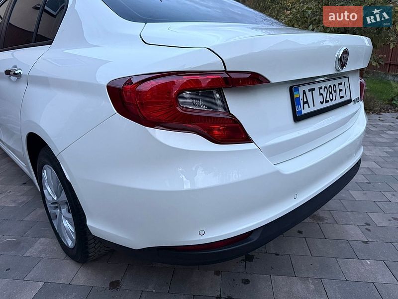 Седан Fiat Tipo 2018 в Калуше