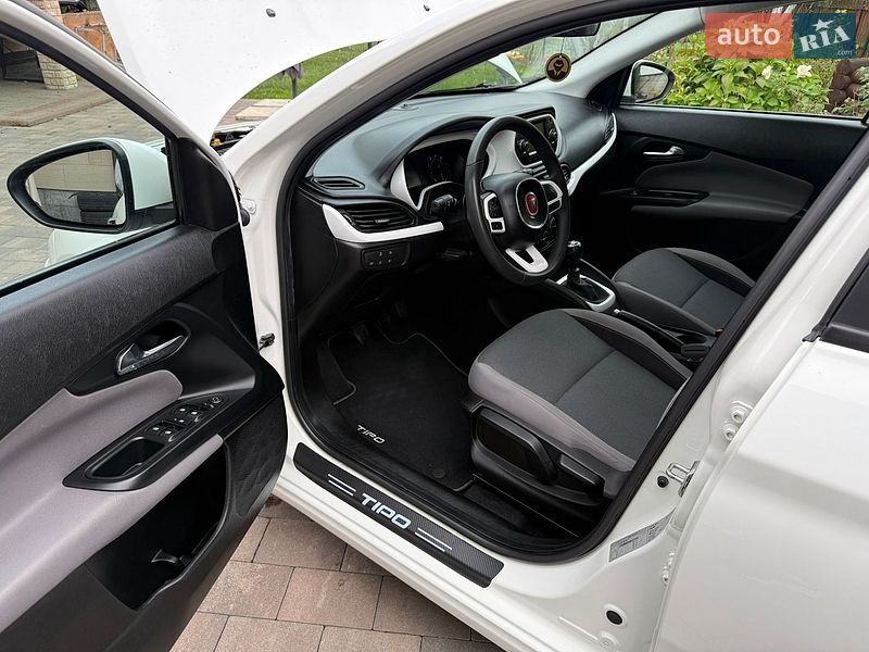 Седан Fiat Tipo 2018 в Калуше