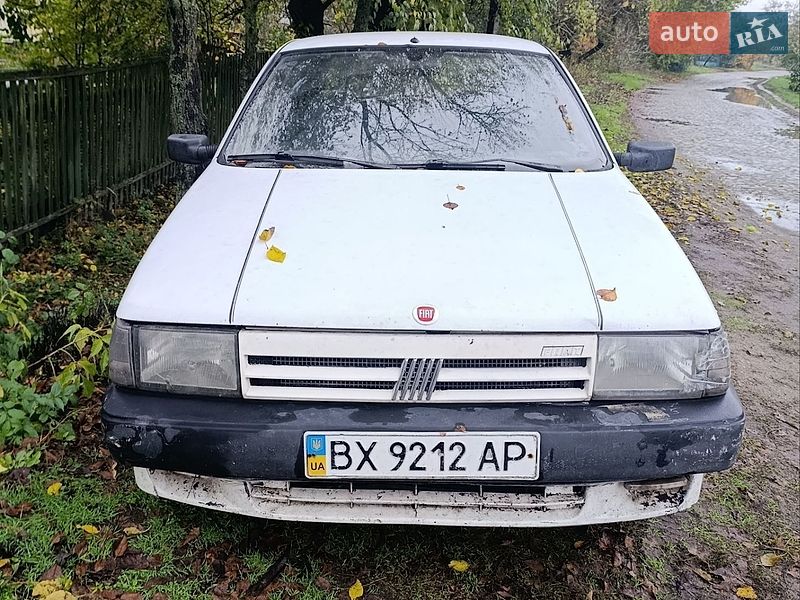 Хэтчбек Fiat Tipo 1991 в Смеле