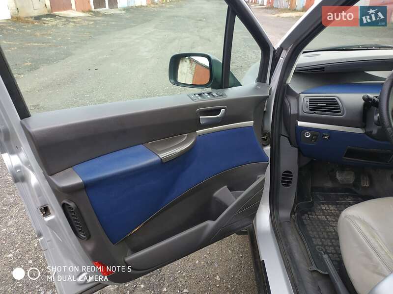 Мінівен Fiat Ulysse 2003 в Лозовій