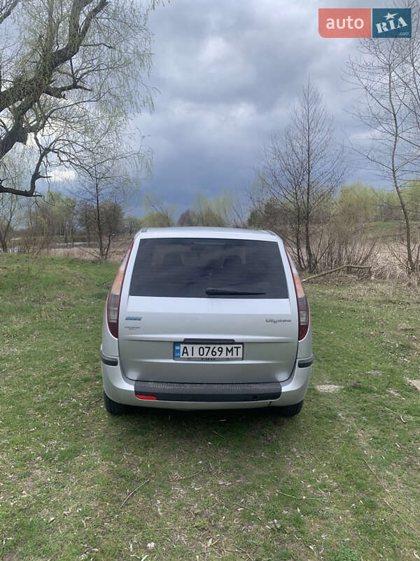 Минивэн Fiat Ulysse 2004 в Киеве