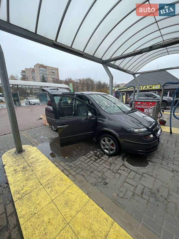 Мінівен Fiat Ulysse 2008 в Рівному