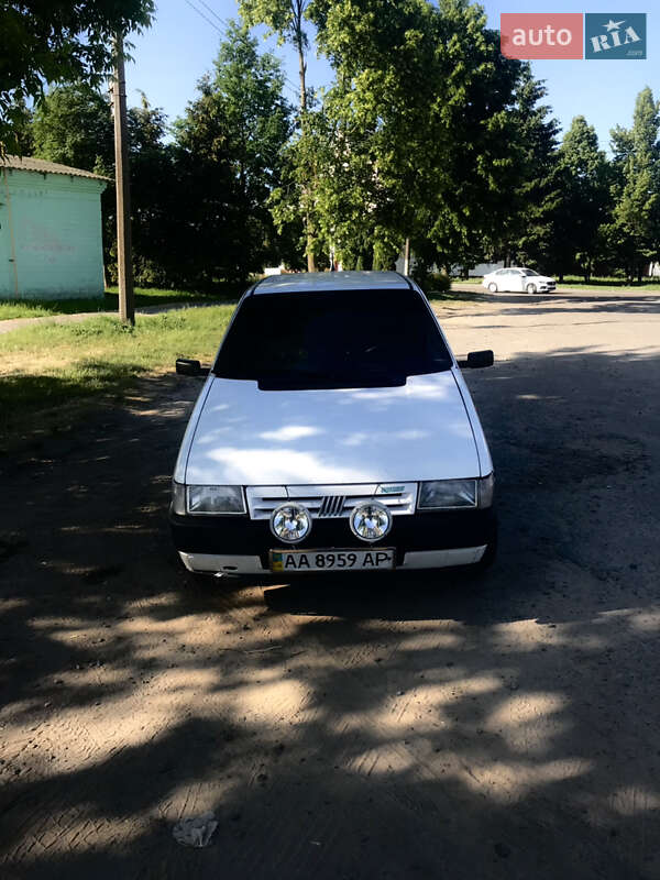 Хэтчбек Fiat Uno 1991 в 