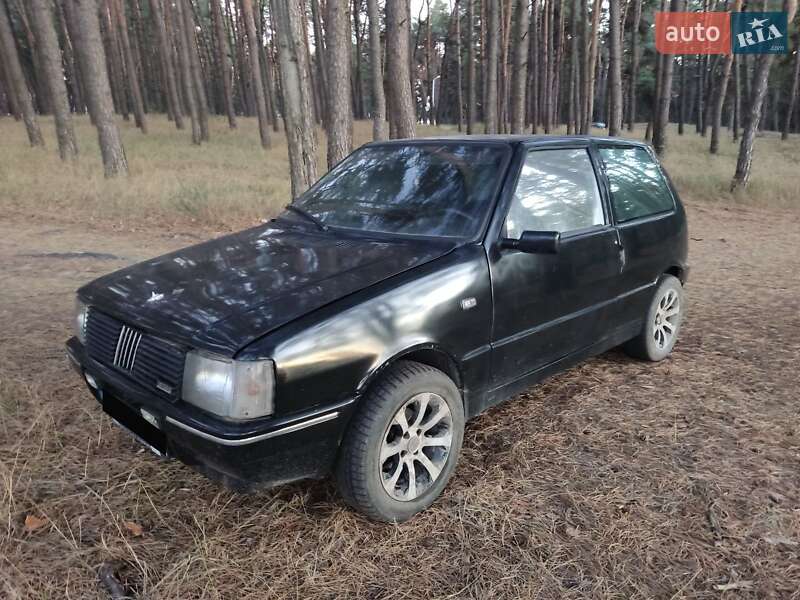 Fiat Uno, фото з оголошення