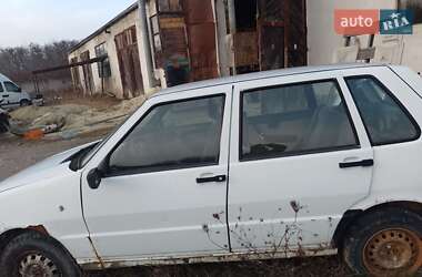 Хэтчбек Fiat Uno 1989 в Ужгороде