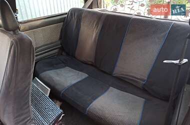 Хэтчбек Fiat Uno 1989 в 