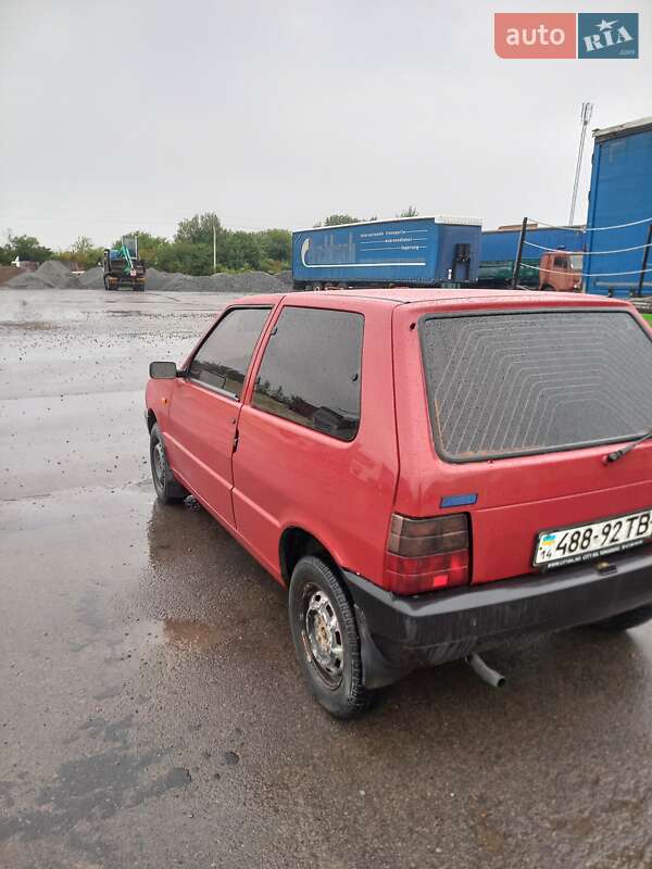 Хэтчбек Fiat Uno 1987 в 