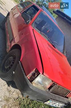 Хэтчбек Fiat Uno 1987 в 