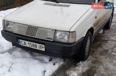 Хетчбек Fiat Uno 1988 в Умані
