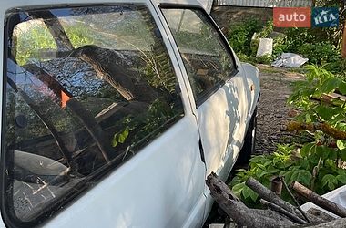 Хэтчбек Fiat Uno 1988 в Черновцах