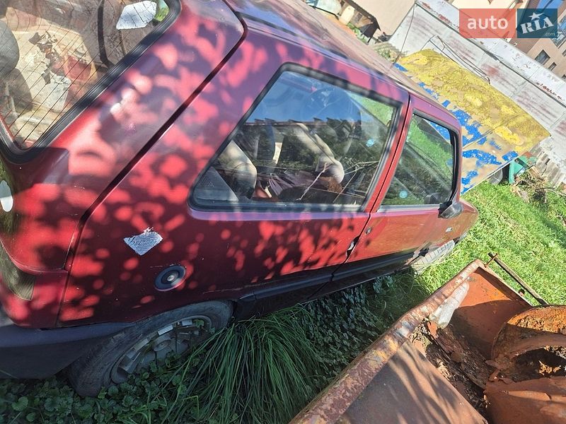 Хетчбек Fiat Uno 1993 в Коломиї