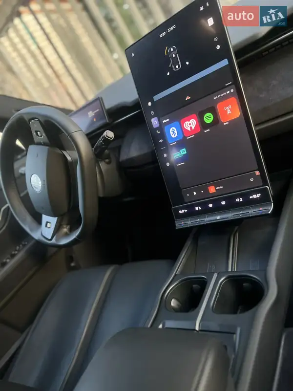 Fisker Ocean 2023 VIN VCF1EBU29PG006846 фото оголошення 12 з 66