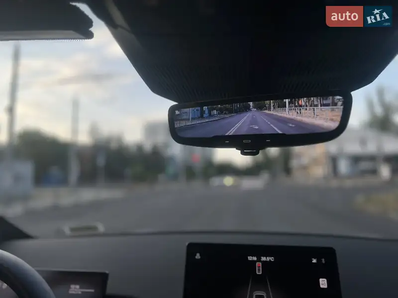 Fisker Ocean 2023 VIN VCF1EBU29PG006846 фото оголошення 23 з 66