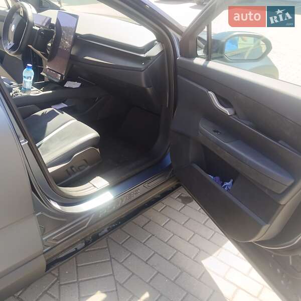 Listing photo 24