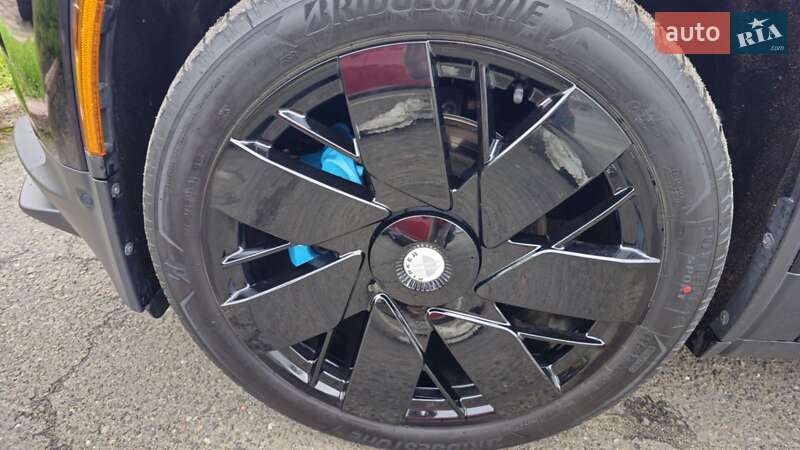 Внедорожник / Кроссовер Fisker Ocean 2023 в Киеве