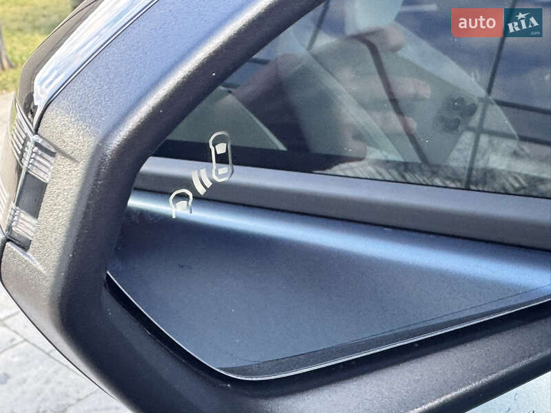 Внедорожник / Кроссовер Fisker Ocean 2023 в Ужгороде