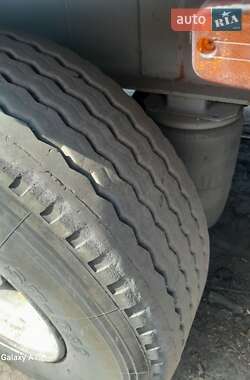 Бортовой полуприцеп Fliegl DPS 2001 в 