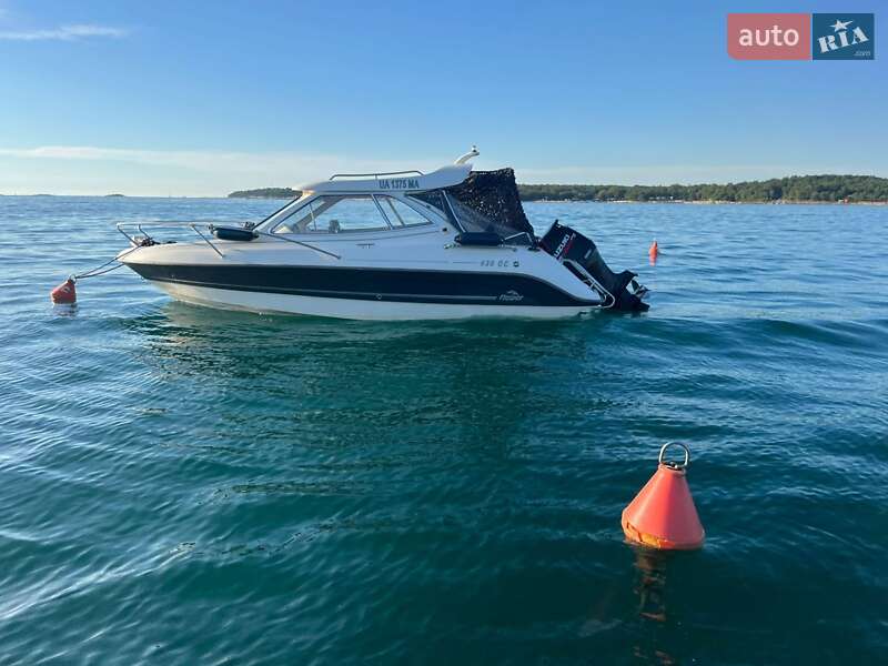 Моторная яхта Flipper 630 2007 в Киеве фото 7 Моторная яхта Flipper 630 2007 в Киеве