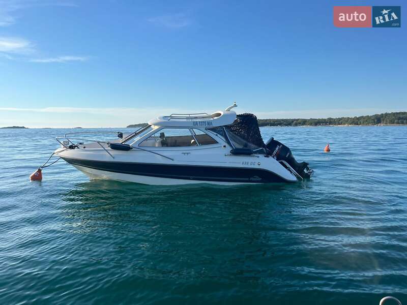 Моторная яхта Flipper 630 2007 в Киеве фото 10 Моторная яхта Flipper 630 2007 в Киеве