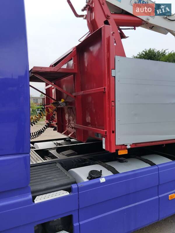 Бортовий напівпричіп Floor FLO 1986 в Шептицькому