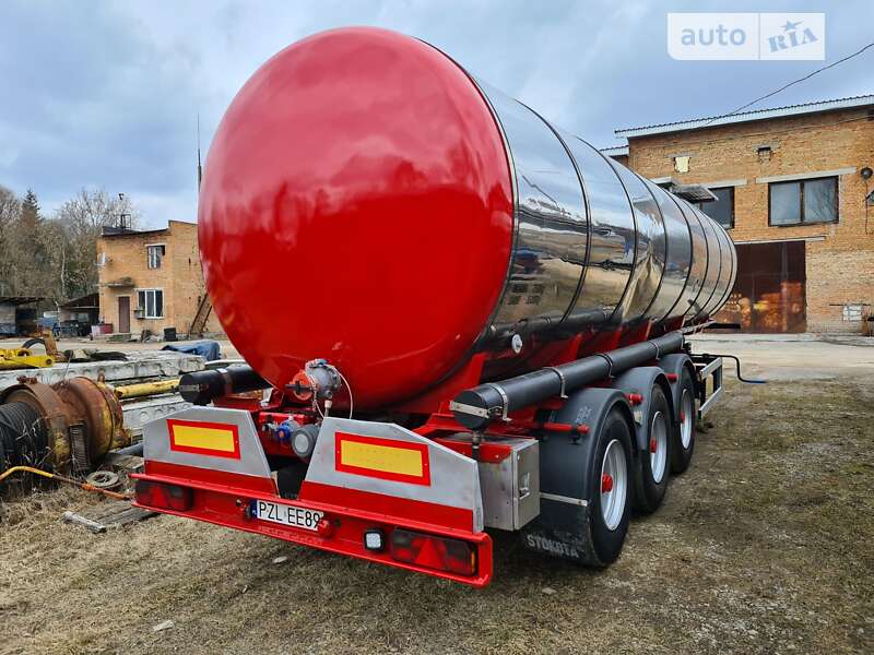 Цистерна напівпричіп Fluid AR S 2004 в Вінниці